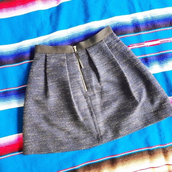 blue French Connection Bel Air tweed flared mini skirt sz 2 - Picture 3 of 4